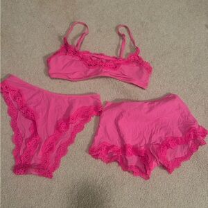 Skims fits everybody lace trim set